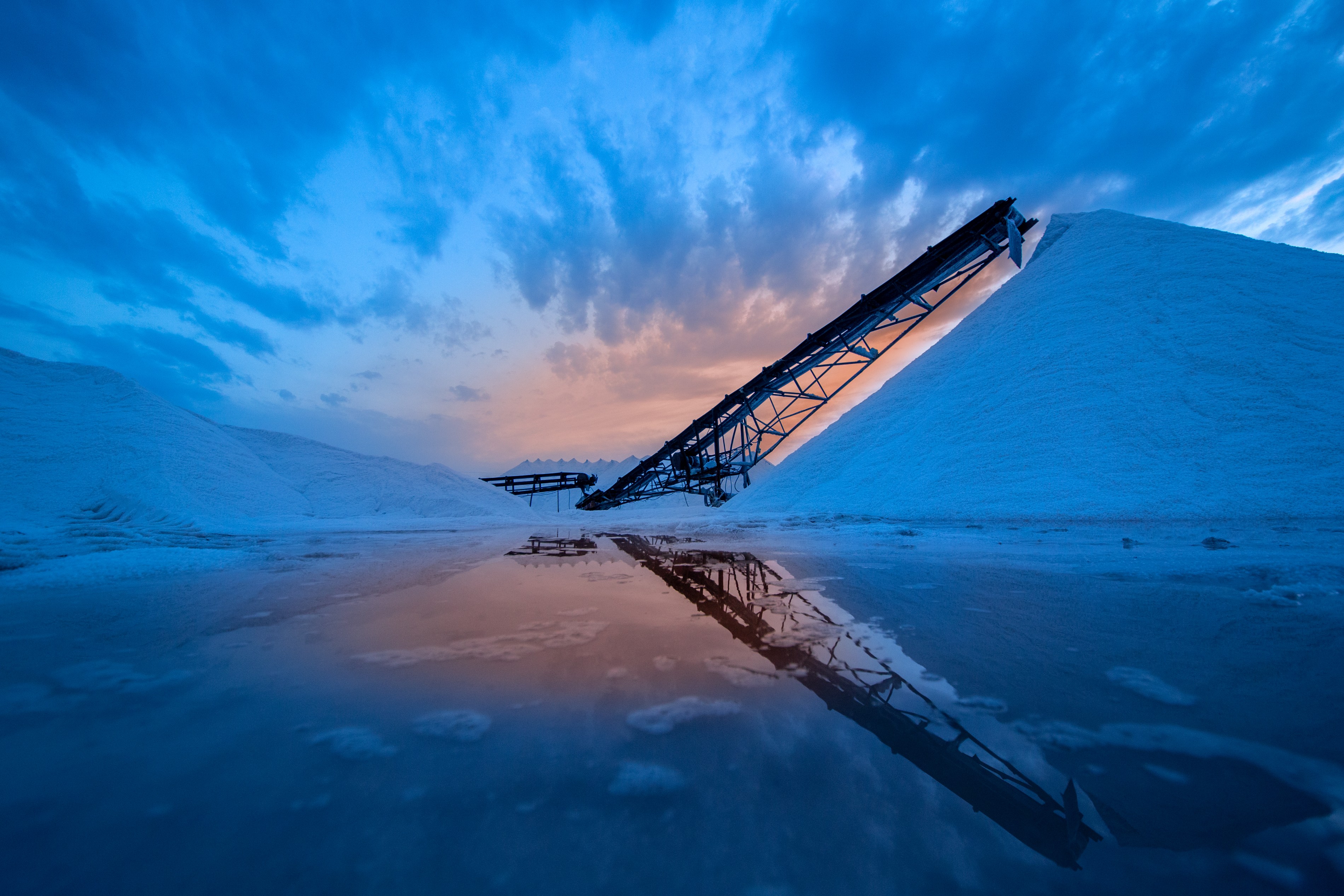 蒙鹽集團領導蒞臨額鹽公司指導工作